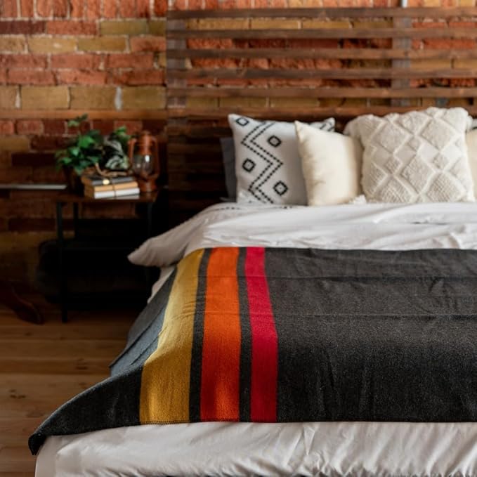 Arcturus Rainier Wool Blanket - Image 4