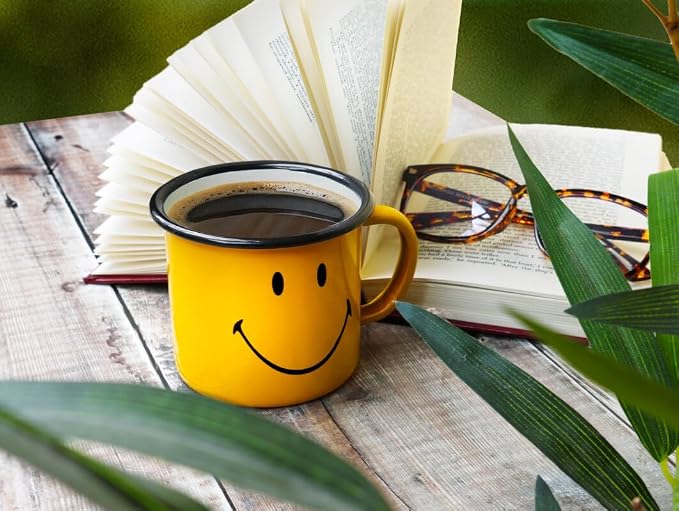 Suck UK Smiley Enamel Tea Mug - Image 3