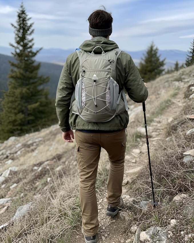 Hydration Backpack with 2L Water Bladder - Image 6