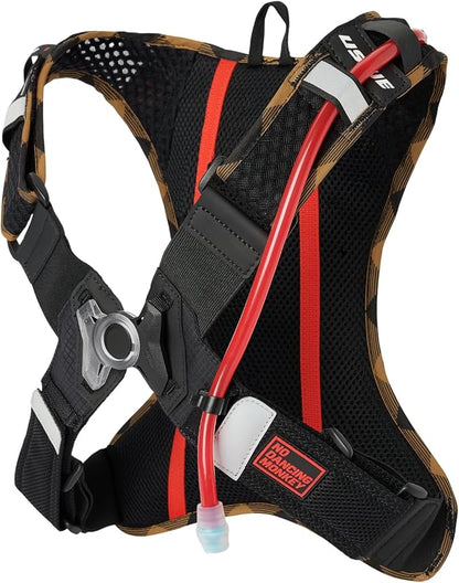 USWE Outlander XC Hydration Pack, Hiking Hydration Backpack - Image 2