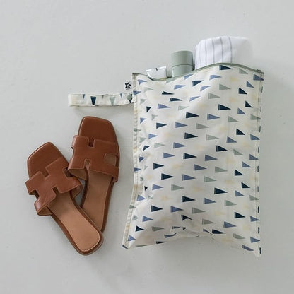 Tiny Twinkle Mess Proof Wet Bags | 2-Pack Reusable Waterproof Wet Bags - Image 6