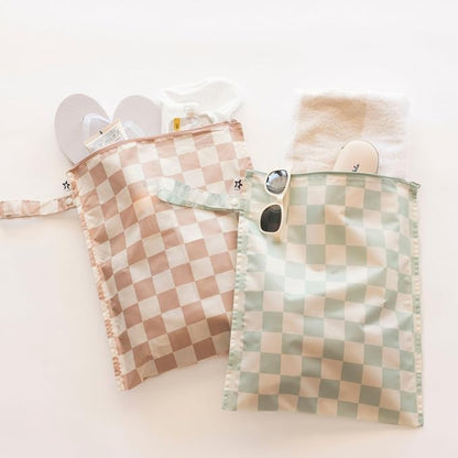 Tiny Twinkle Mess Proof Wet Bags | 1-Pack Reusable Waterproof Wet Bags - Image 7
