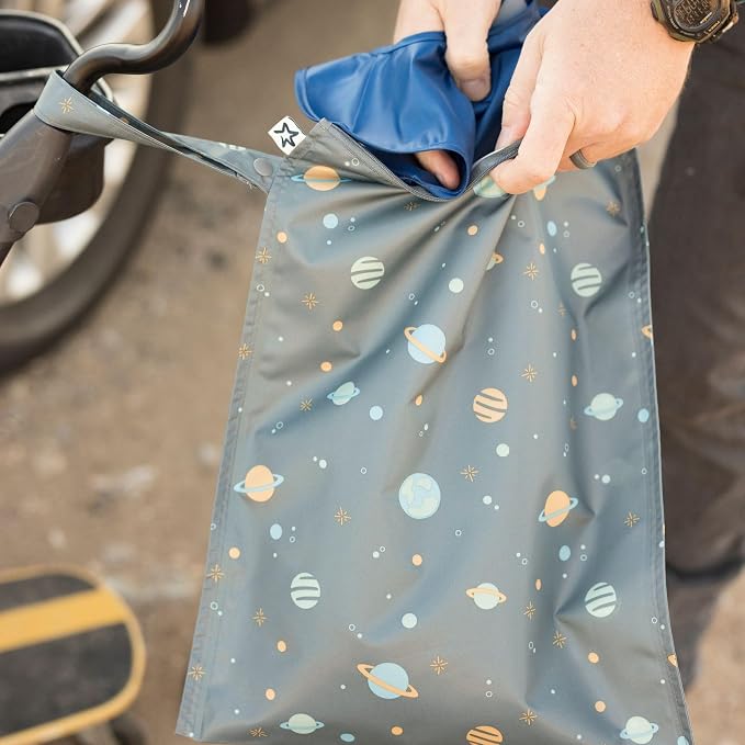 Tiny Twinkle Mess Proof Wet Bags | 2-Pack Reusable Waterproof Wet Bags - Image 3
