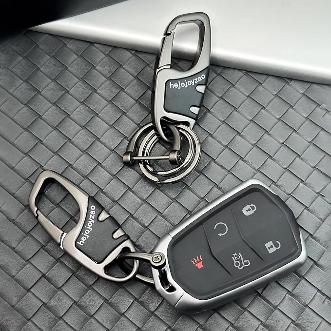 Keychain with Carabiner Clip, 4 Heavy Duty Key Rings and D Ring - Image 8