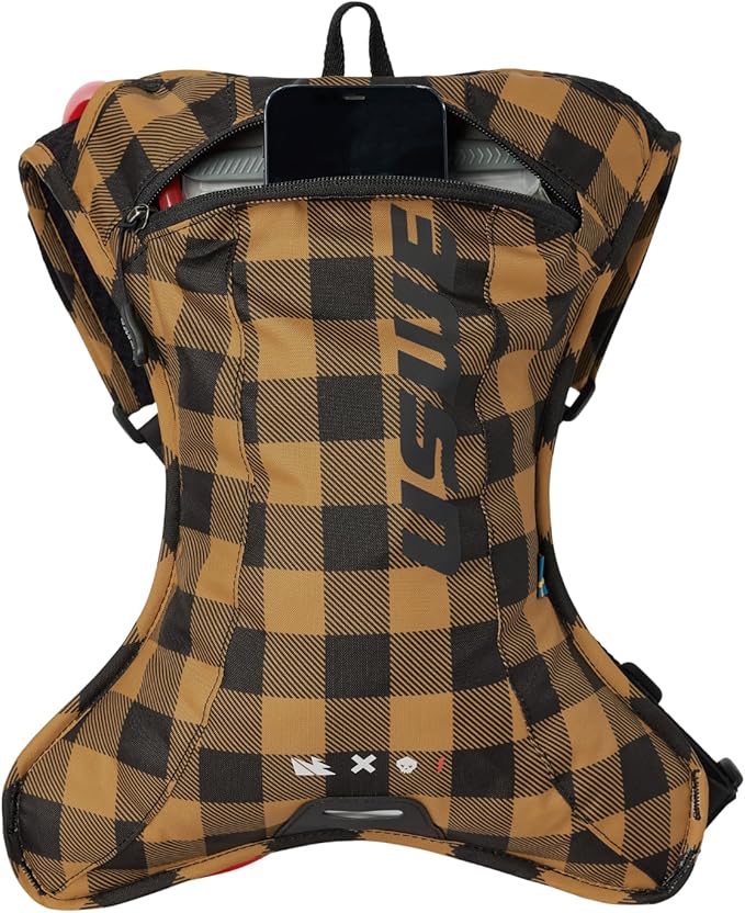 USWE Outlander XC Hydration Pack, Hiking Hydration Backpack - Image 3