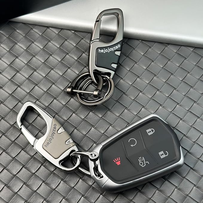 Keychain with Carabiner Clip, 4 Heavy Duty Key Rings and D Ring - Image 4