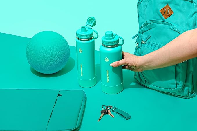 ThermoFlask 32 oz Double Wall Vacuum Insulated Stainless Steel Water Bottle - Image 4