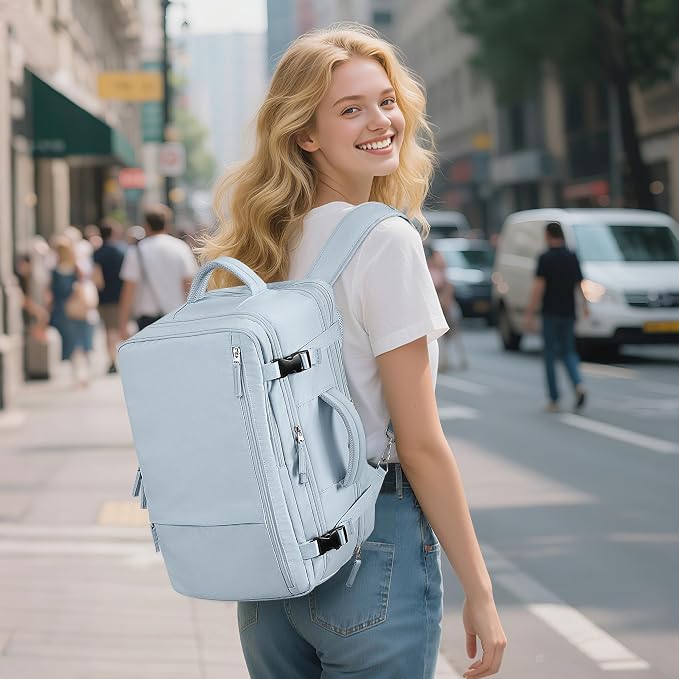Sinaliy Large Expandable Travel Backpack - Image 2
