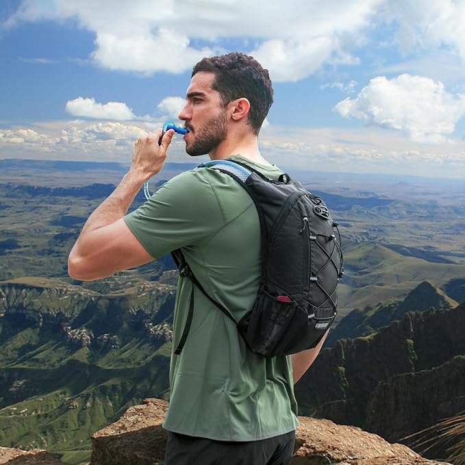 Lightweight Hydration Backpack, Running Backpack - Image 8