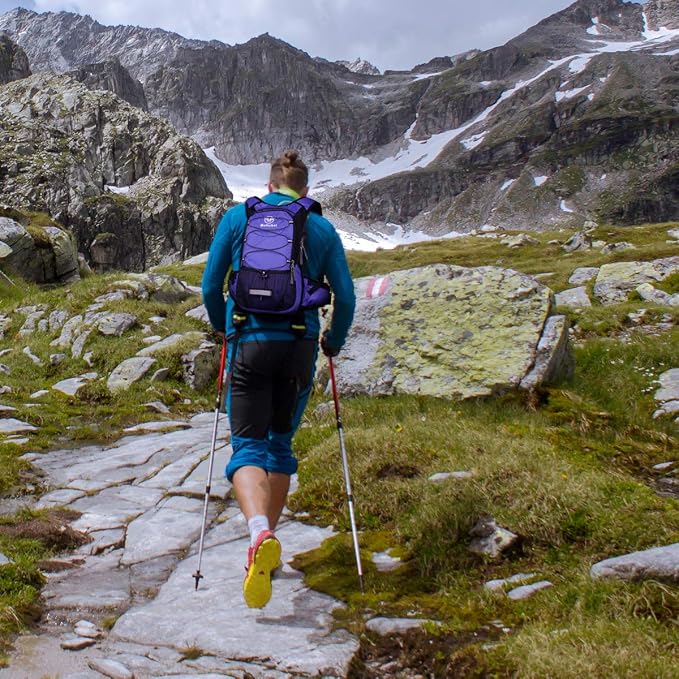 Mothybot Hydration Pack, Insulated Hydration Backpack - Image 9